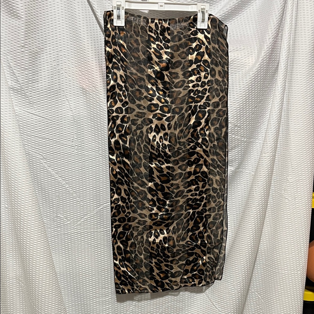 Chic Animal Print Midi Skirt